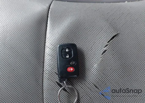 2013 Toyota Highlander Limited V6 z USA, uszkodzony, nr VIN 5TDDK3EH6DS224985